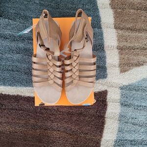 Women's Tan Gladiator Sandals